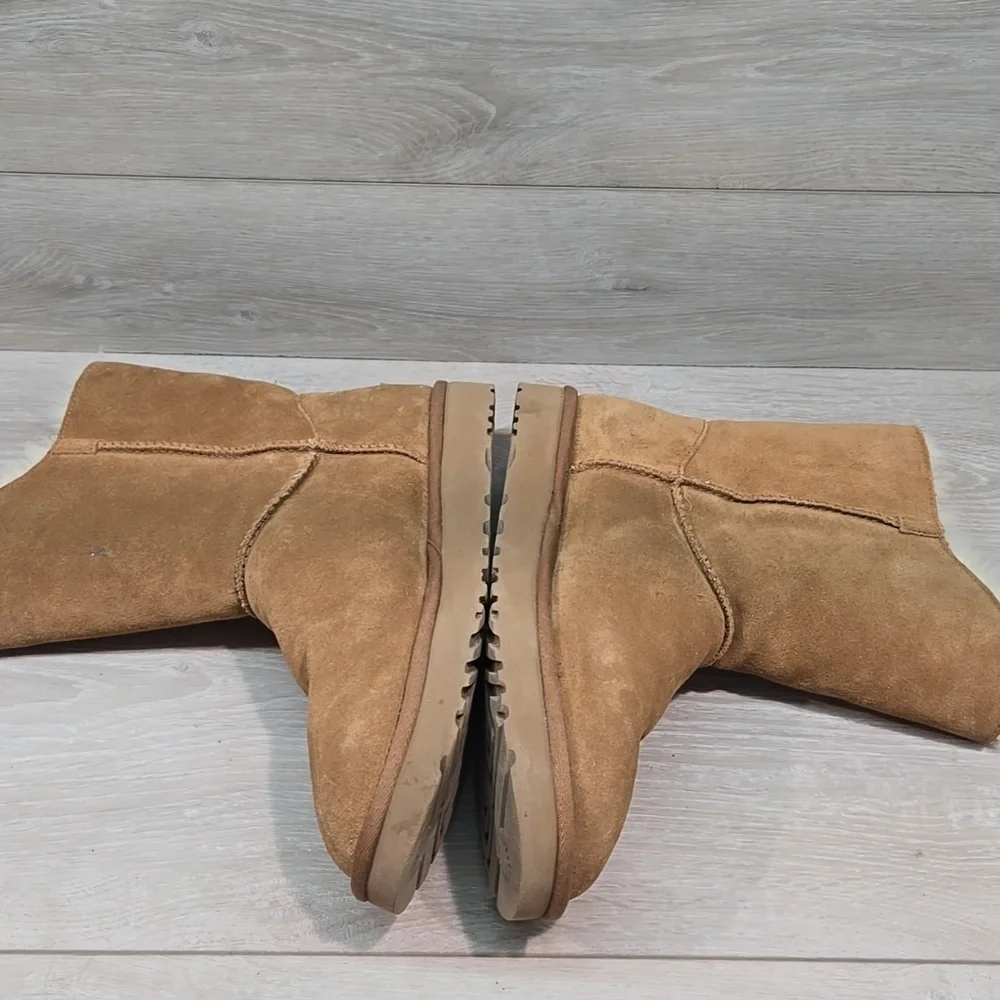 Ugg Australia Women Cozy Suede Sheepskin Boots Shoes Sz 10